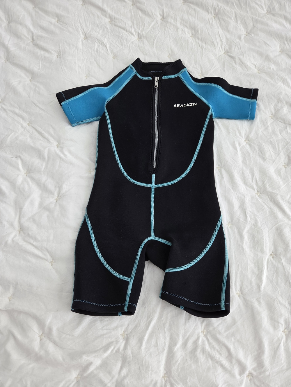 Skin Kids Shorty Rashguard in Black with Aqua Panels
